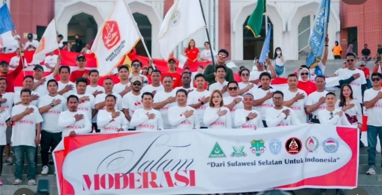 Organisasi pemuda lintas iman di Sulawesi Selatan deklarsi gerakan Salam Moderasi di Pantai Losari